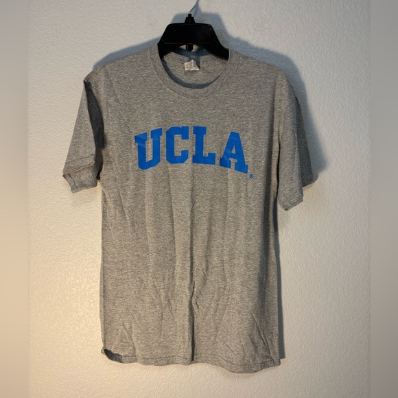 UCLA Gray Short Sleeve T-Shirt with Blue Print 💙 - Picture 1 of 5